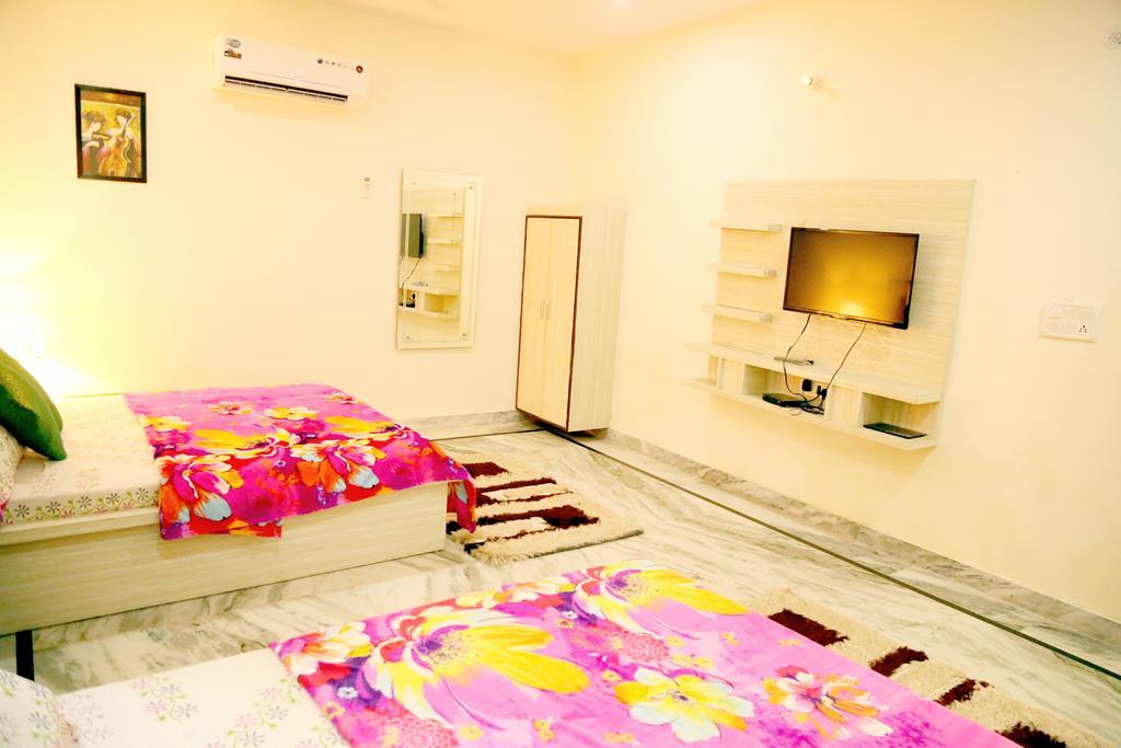 Taj Castle A Boutique Homestay アーグラ エクステリア 写真